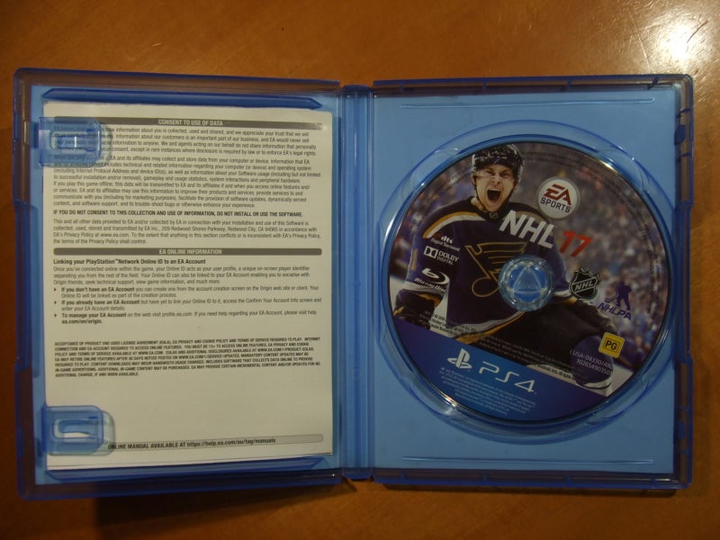NHL 17 - PS4 Game - VG condition62863868809986111
