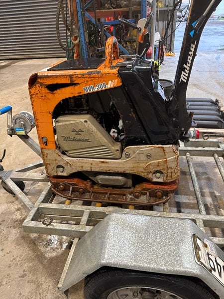 Mikasa forward and reverse plate!62946200571906112