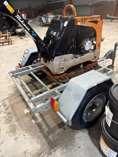 Mikasa forward and reverse plate!62946200571906113
