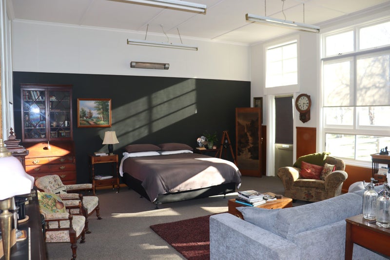 Image 2 of 35