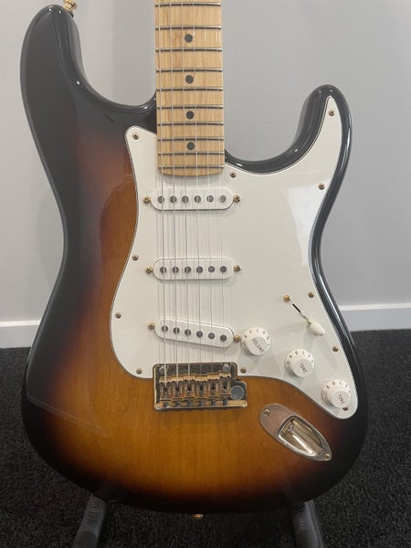 Fender Stratocaster – 2014 Anniversary62997789529985111