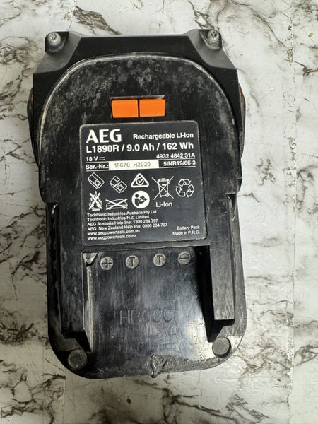 AEG BATTERY 18V 9.0Ah Carousel 2