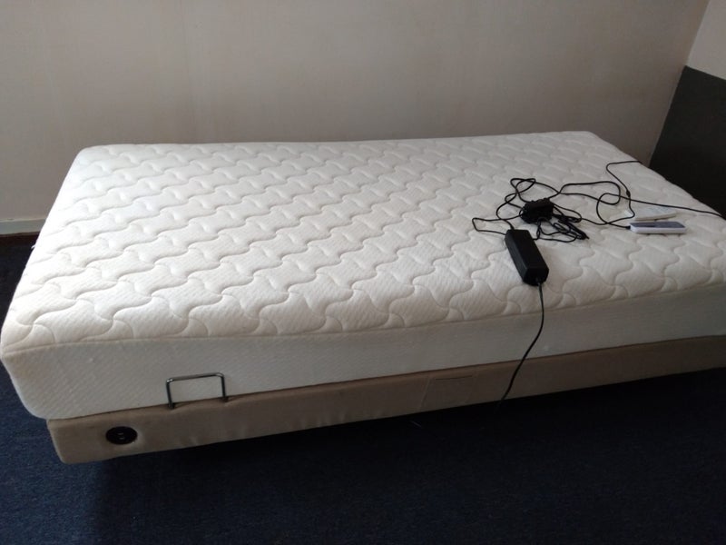 King single adjustable bed with massager62863870106243113