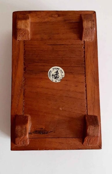 Vintage hand carved teak jewellery/trinket box Carousel 8