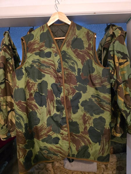 Reversible Waterproof Military-Style Quilted Vest – 2XL | Excellent Condition628638734296331127