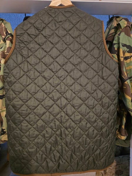 Reversible Waterproof Military-Style Quilted Vest – 2XL | Excellent Condition62863873429633113
