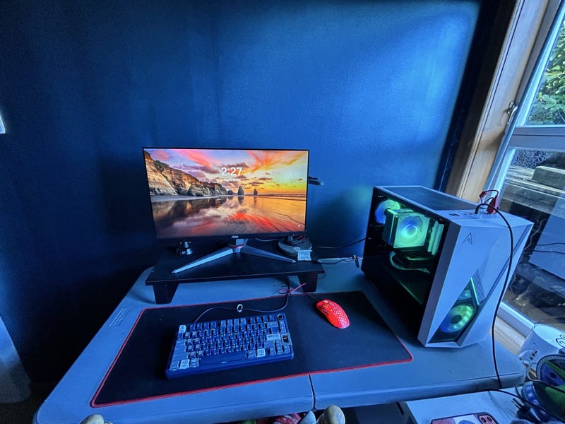 Allied Gaming PC Carousel 1