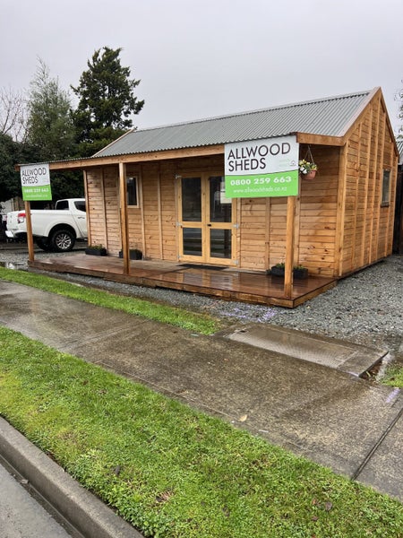 7.0 mx3.6 m assembled cabin with 1.5 mx7.0 verandah & deck. WR cedar cladding. Carousel 1