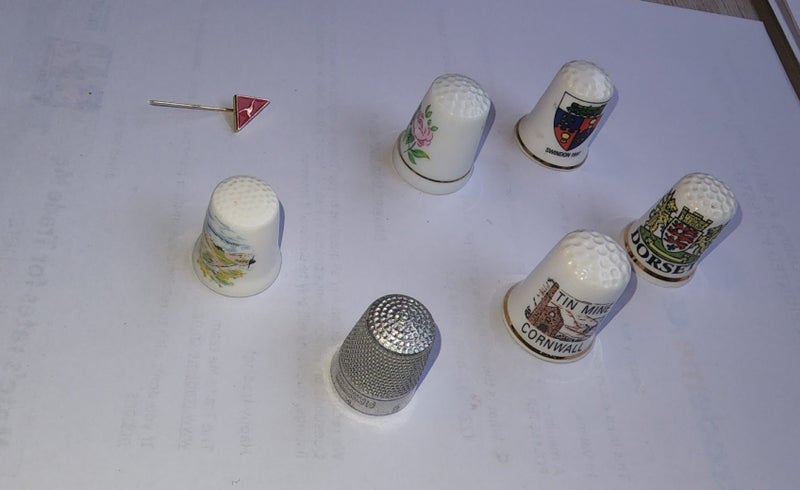 6 ASSORTED THIMBLES SOME BRANDED SOME UNBRANDED Carousel 4