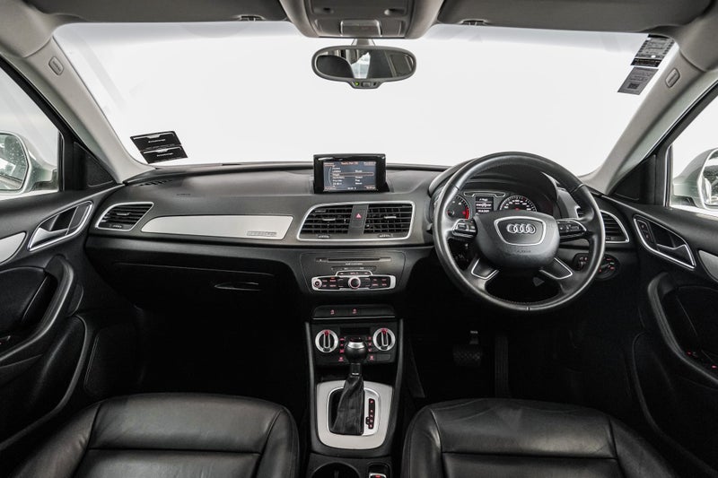 2013 Audi Q3 2.0 TDi Q S Tronic62865837157891112