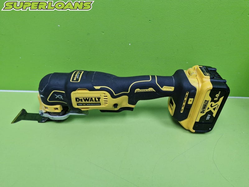 *** DEWALT XR VOLT MULTI TOOL + 5.0AH XR BATTERY ** Carousel 1