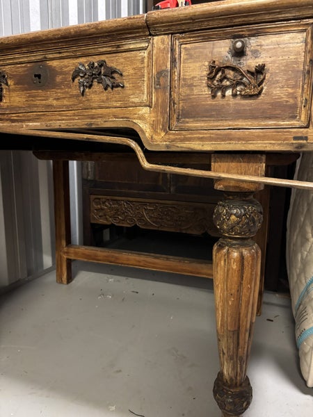 Traditional Solid Wood Desk and Chair62937629348481114