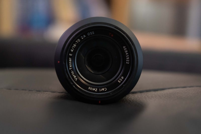 Sony VARIO-TESSAR T* E 16-70MM F4 ZA OSS - Stabilised. Hoya UV Filter. EX COND62931729919618112