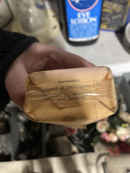 Vintage wrights coal tar soap!! Carousel 4