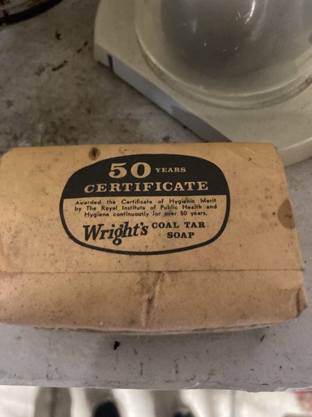 Vintage wrights coal tar soap!! Carousel 2