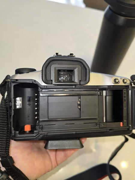 Canon EOS 3000N Film Camera - Excellent condition62950005333377112