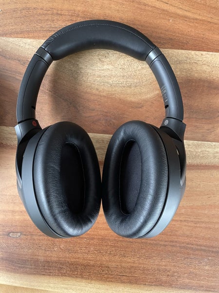 SONY wireless noise cancelling headphones WH-1000XM362949056378113114