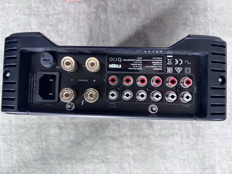 REGA BRIO Amplifier Carousel 2
