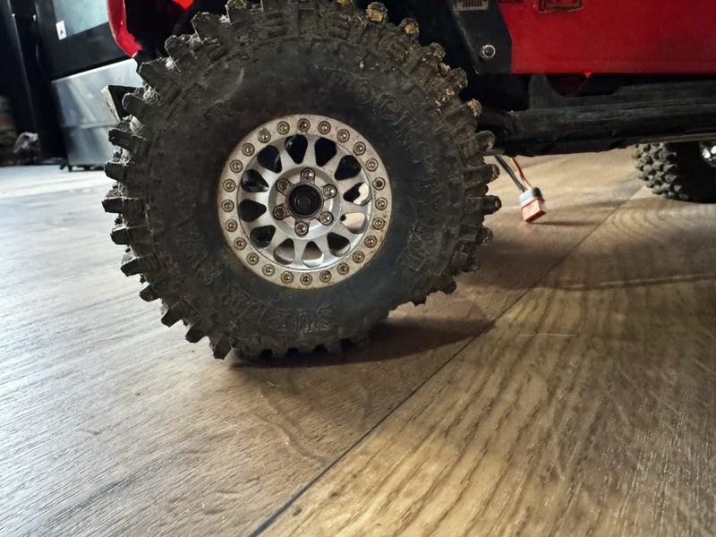 RC Jeep Gladiator SCX10iii62939540866818112