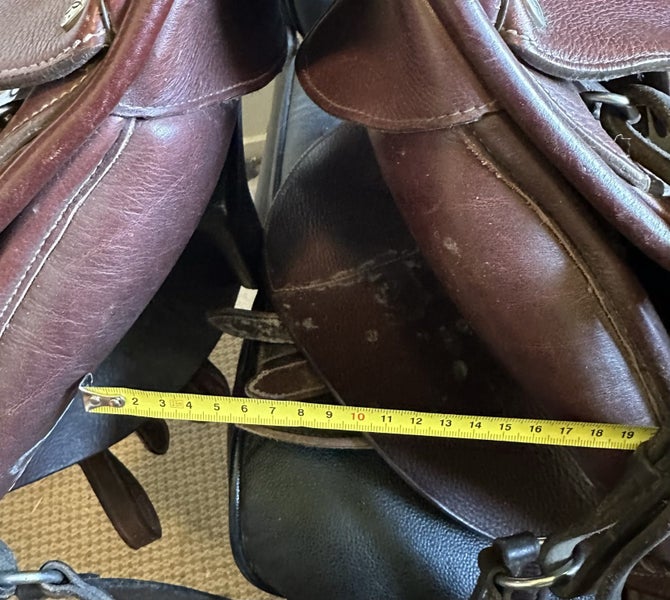 Bates jumping saddle63003905995267114
