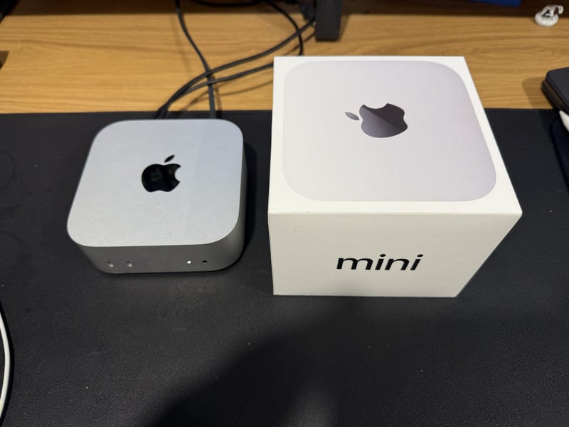 Mac Mini M4 (256 GB SSD) Carousel 1