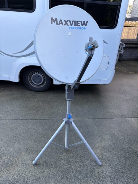 Portable Maxview Satellite Dish Carousel 4
