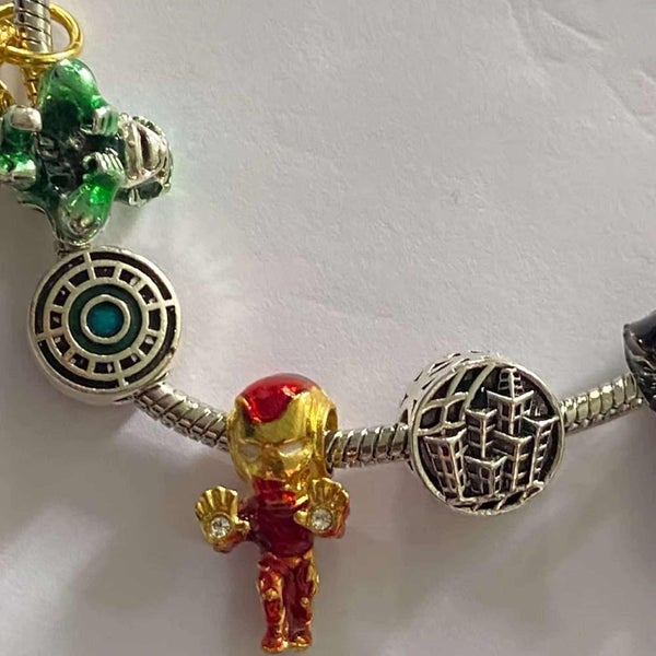 Avengers charm bracelet62937629262594113