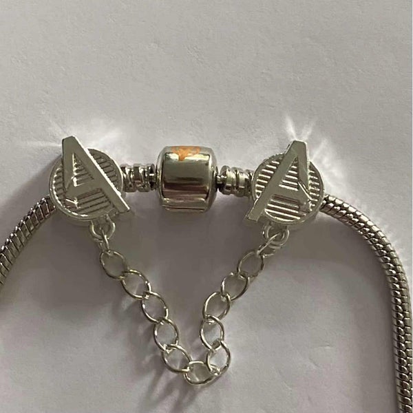 Avengers charm bracelet62937629262594114