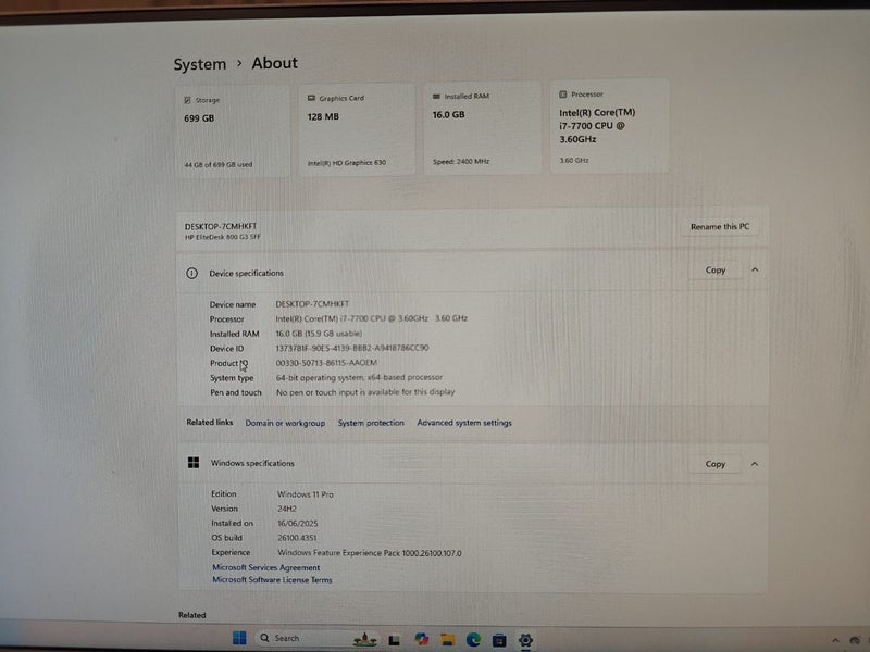 HP Elitedesk 800 G3 SFF i7, SSD with HP 223 Carousel 2