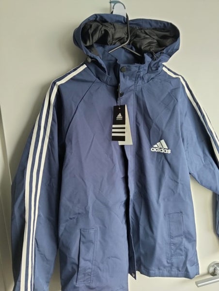 Adidas Jacket Carousel 1