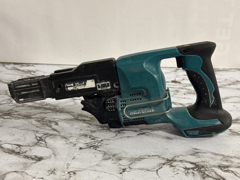 Makita Screw Gun Carousel 1