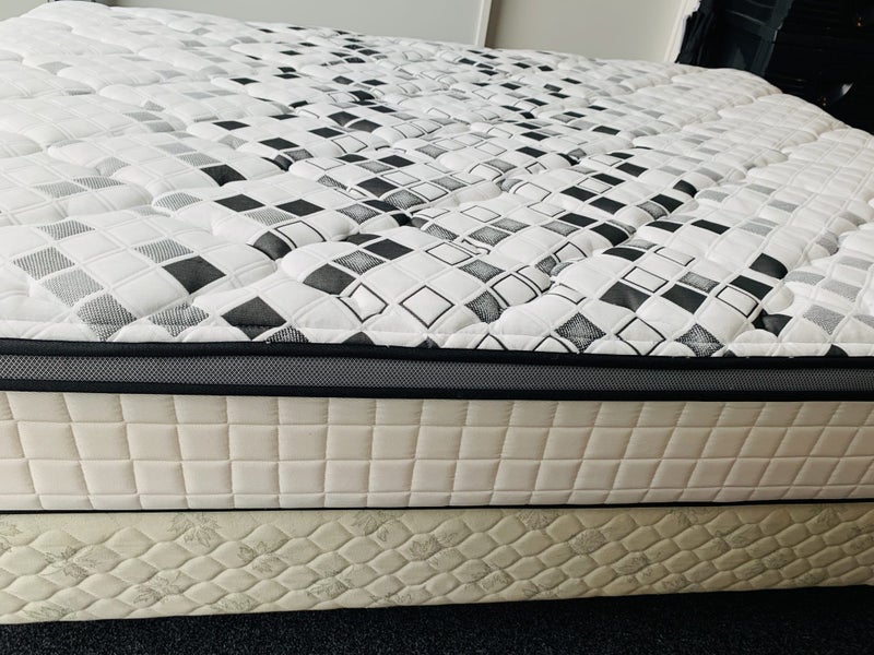 Double Bed62937631344259111