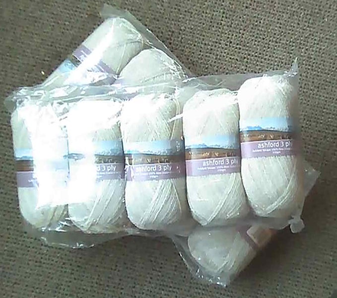 Ashford Yarn Carousel 1
