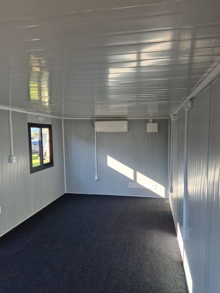 18m² Turnkey Cabin. Ready to go! Carousel 7