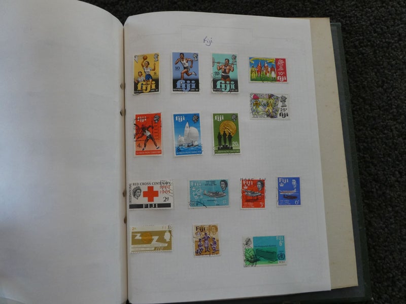Fiji stamp album-$1res Carousel 12