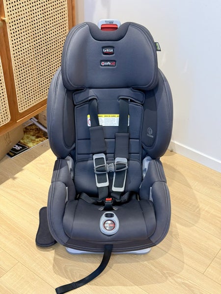 Britax car seat for 3-6 yrs kids under 125cm629683129384971114