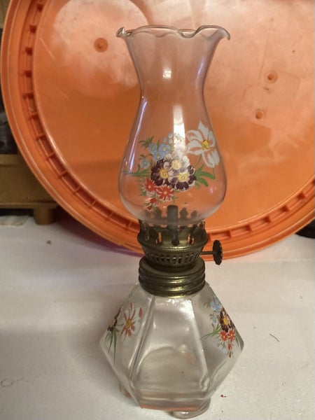 Vintage kerosene lamp Carousel 1