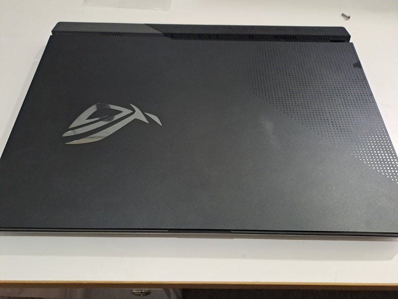 ASUS ROG Strix SCAR 15 (G533Q) + HP Thunderbolt Dock62934710709506112