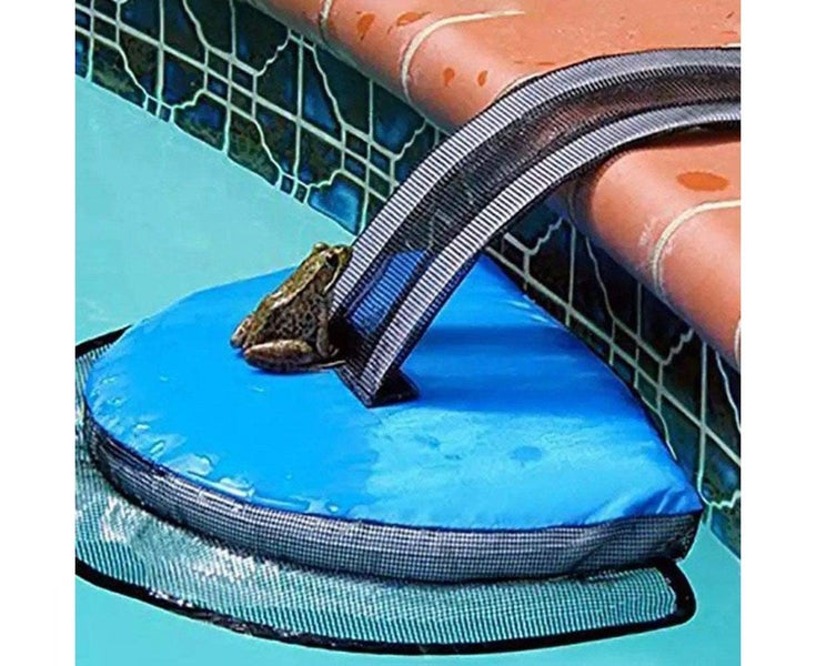 Animal rescue escape ramps, frog log floating ramp rescue, pool and spa acces Carousel 6