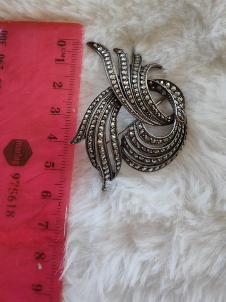 Diamante brooch Carousel 2
