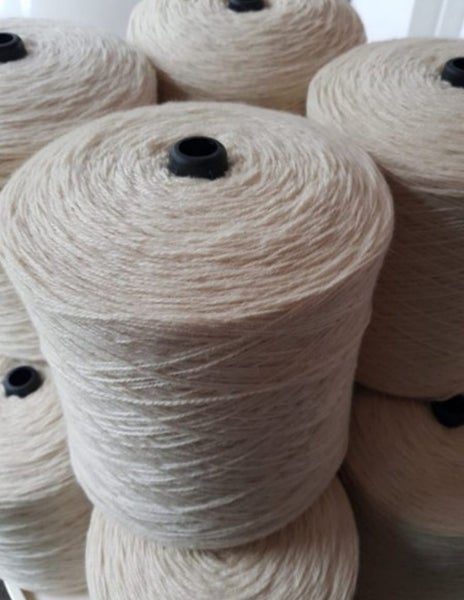 3kg 12 WPI / DK weight yarn Carousel 2