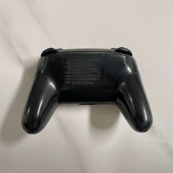 Nintendo Switch Pro Controller - Official Carousel 4