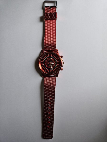 Coca-Cola Logo Watch Red Rim Carousel 2