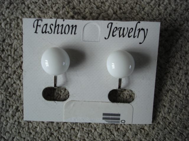 Vintage White Ball Clip-On Earrings Carousel 1
