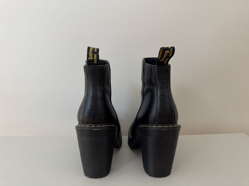 Dr. Martens Magdalena Heel Platform Boot Women's US 6 NEAR NEW62935698748161113