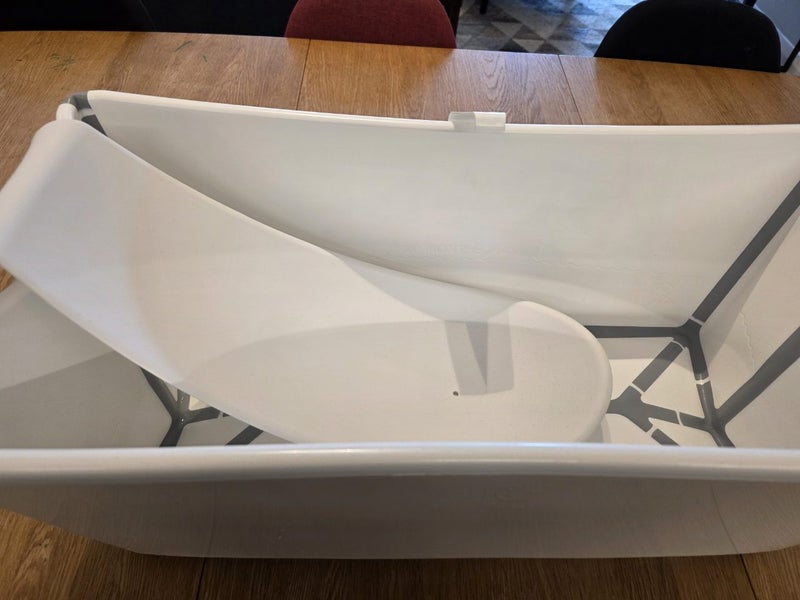Stokke Baby and support - folding baby bath Carousel 1