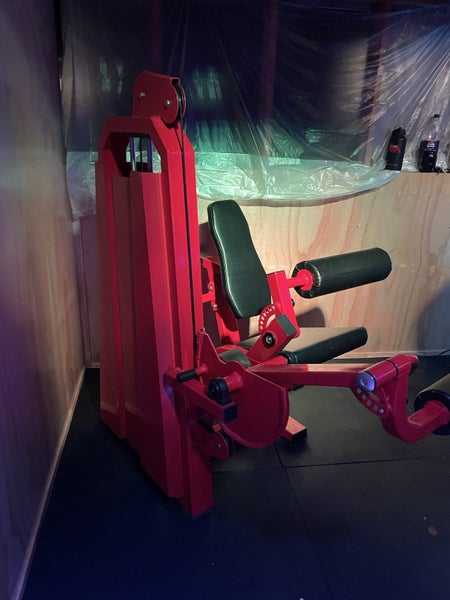 Seated Leg Curl Machine Carousel 2