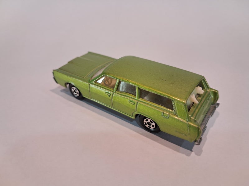 Matchbox 1970 Series No73 Mercury Commuter Carousel 2