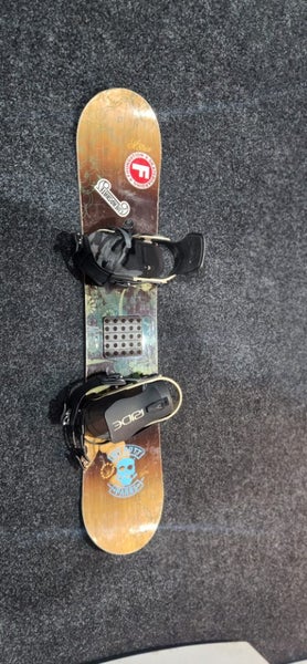 Matrix Snowboard 130 CM (Ride bindings)62934713124737111