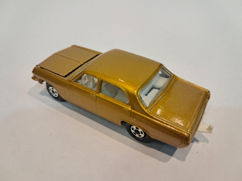 Matchbox 1970 Series No36 Opel Diplomat Carousel 2